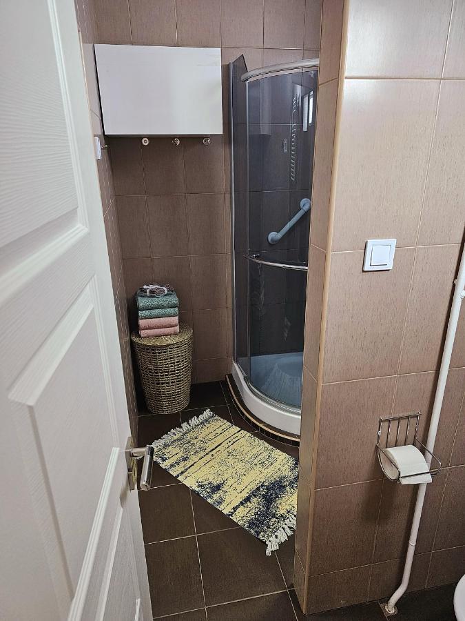 Urban Loft Lejlighed Salgótarján Eksteriør billede